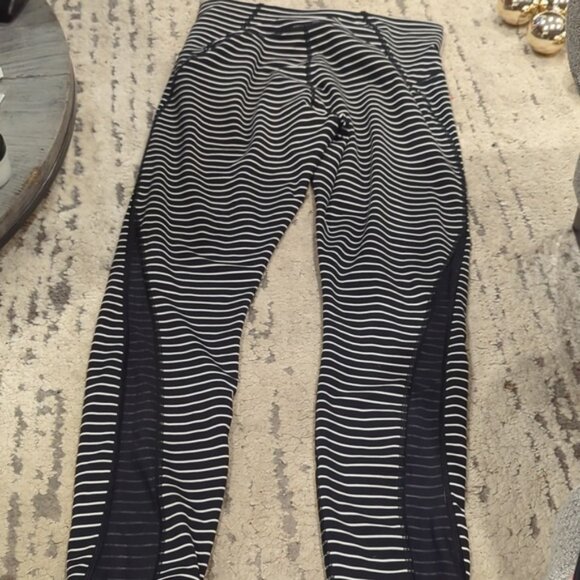 Lululemon Train Times Pant 25" Parallel Stripe Black White - Picture 9 of 10